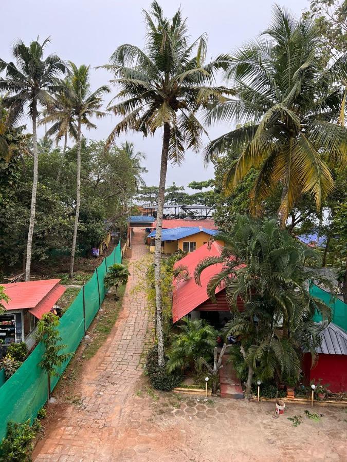 Mohans Ayurvedic Beach Resort Varkala Kültér fotó